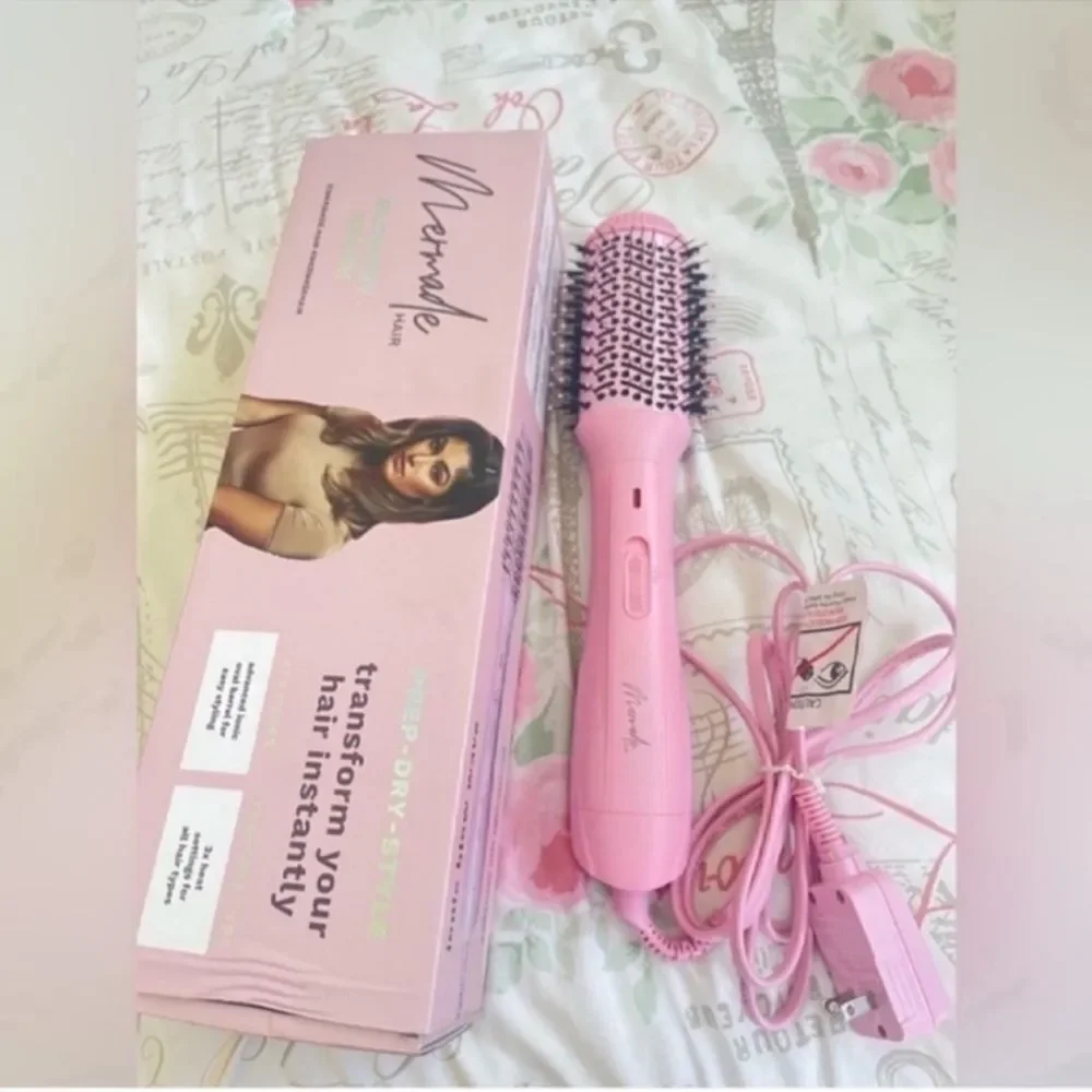 New BLOW DRY BRUSH - SIGNATURE PINK